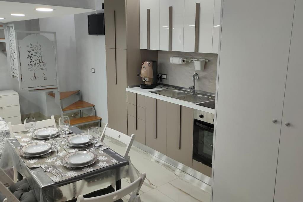 Il Duomo A Due Passi Appartement Napels Buitenkant foto