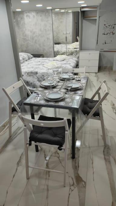 Il Duomo A Due Passi Appartement Napels Buitenkant foto